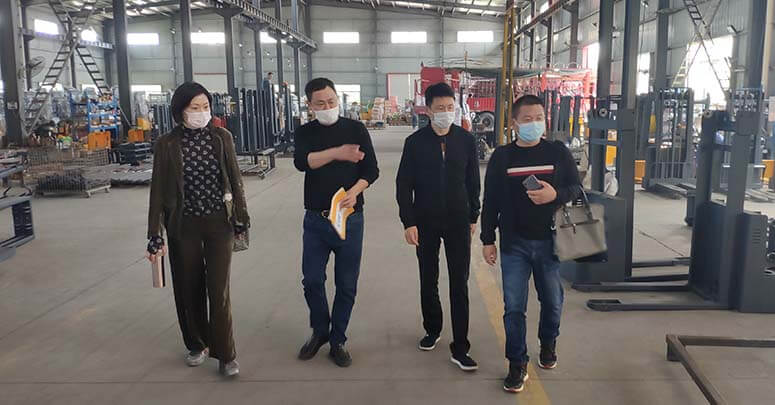 Welcome Jingmen Market Supervision Administration Director to visit our workshop